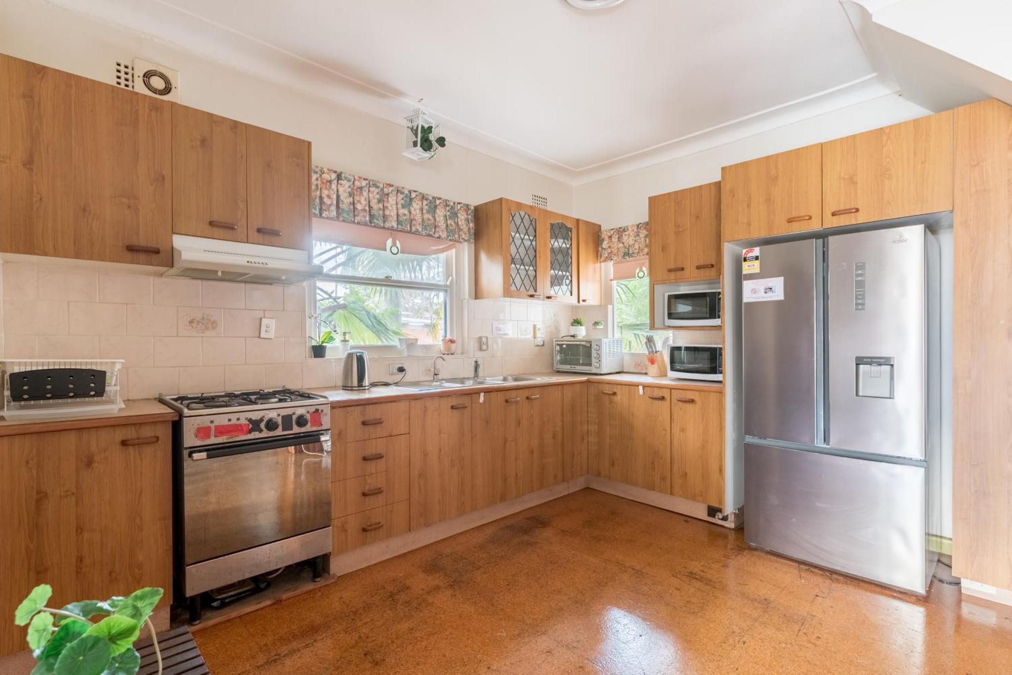 Affittacamere Stylish Triple - Waterfront - Mins To Station - Shared Bathroom Sydney